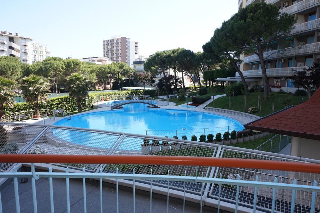 Appartamenti La Torre Lignano Sabbiadoro Ngoại thất bức ảnh