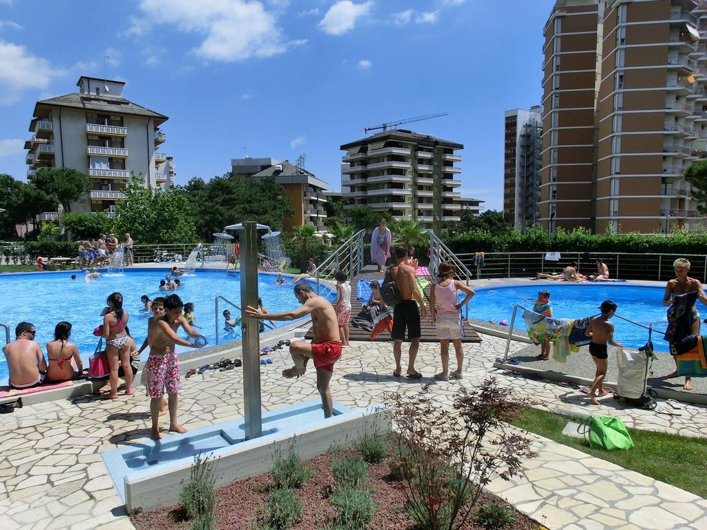 Appartamenti La Torre Lignano Sabbiadoro Ngoại thất bức ảnh