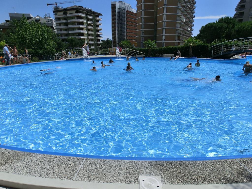 Appartamenti La Torre Lignano Sabbiadoro Ngoại thất bức ảnh