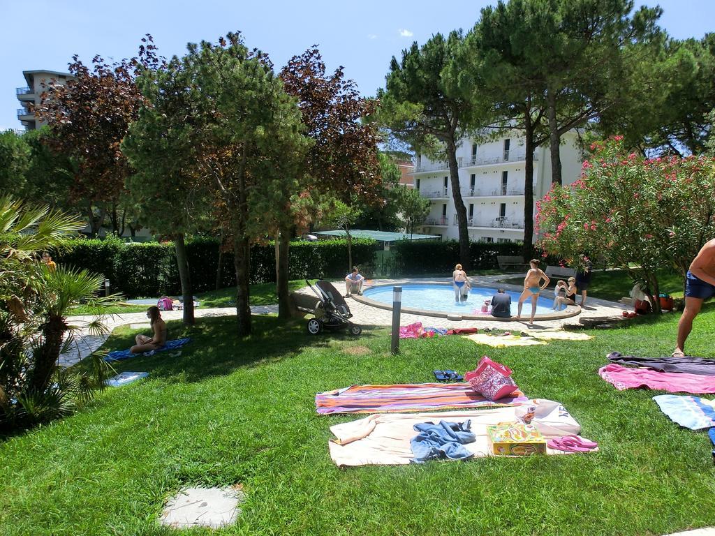 Appartamenti La Torre Lignano Sabbiadoro Ngoại thất bức ảnh