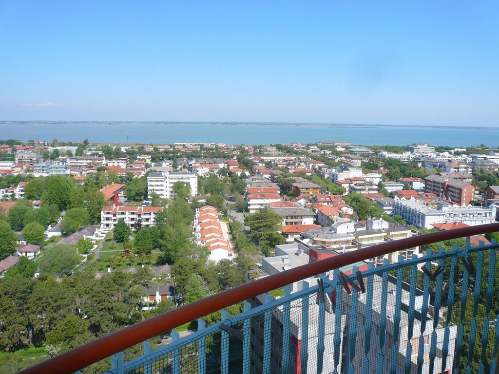 Appartamenti La Torre Lignano Sabbiadoro Ngoại thất bức ảnh