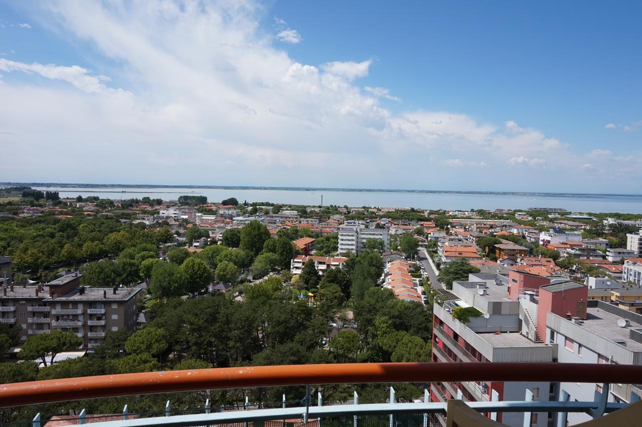 Appartamenti La Torre Lignano Sabbiadoro Ngoại thất bức ảnh